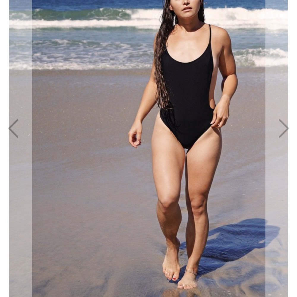 🛑The Pamela sunny suit